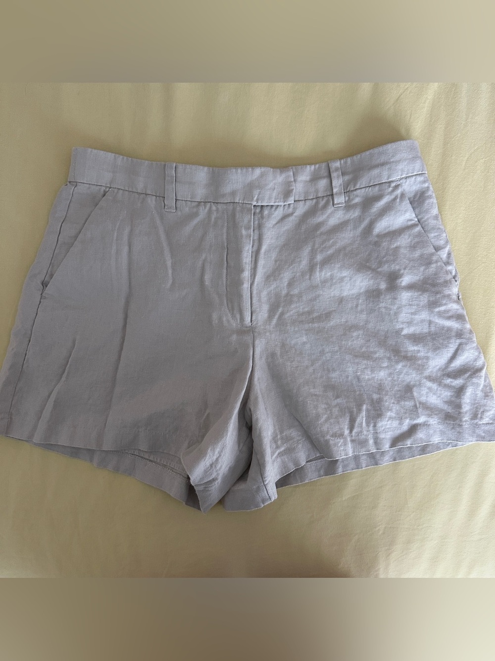 ABERCROMBIE AND FITCH BEIGE LINEN HIGH RISE SHORTS